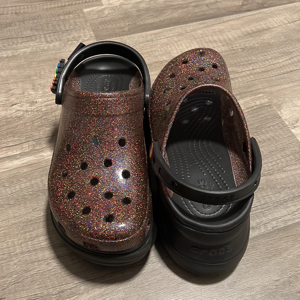 Platform Pride Crocs - Picture 6 of 7